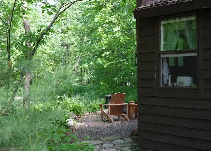 Vintage Wild West Tiny Hotel In The Woods!